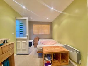 Photo 10- click for photo gallery